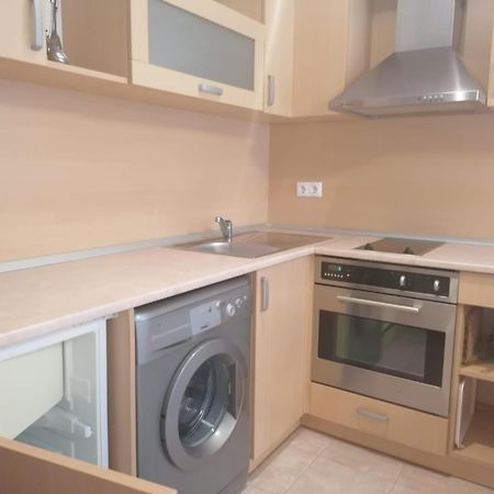 Spacious Fully Furnished Studio In Kavarna Apart Hotel Екстер'єр фото