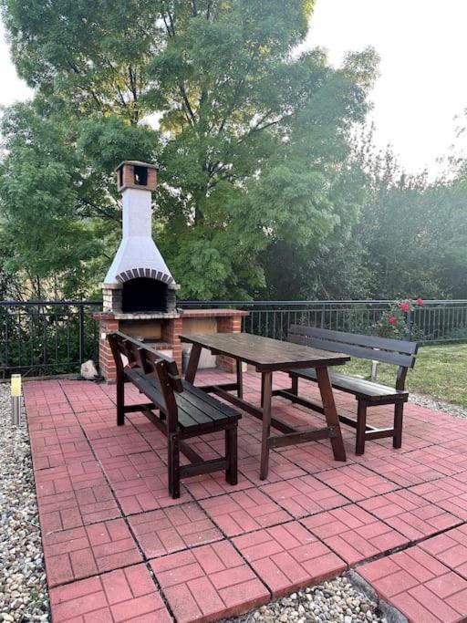 Spacious Fully Furnished Studio In Kavarna Apart Hotel Екстер'єр фото